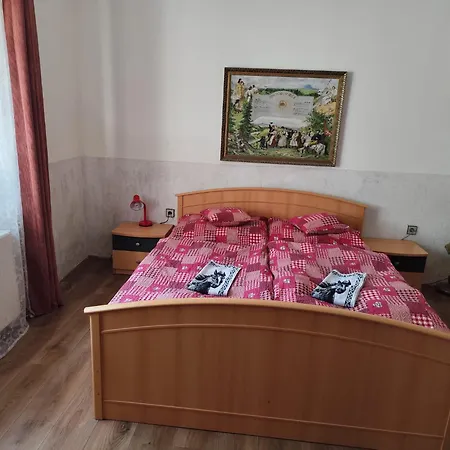 U Koní *
